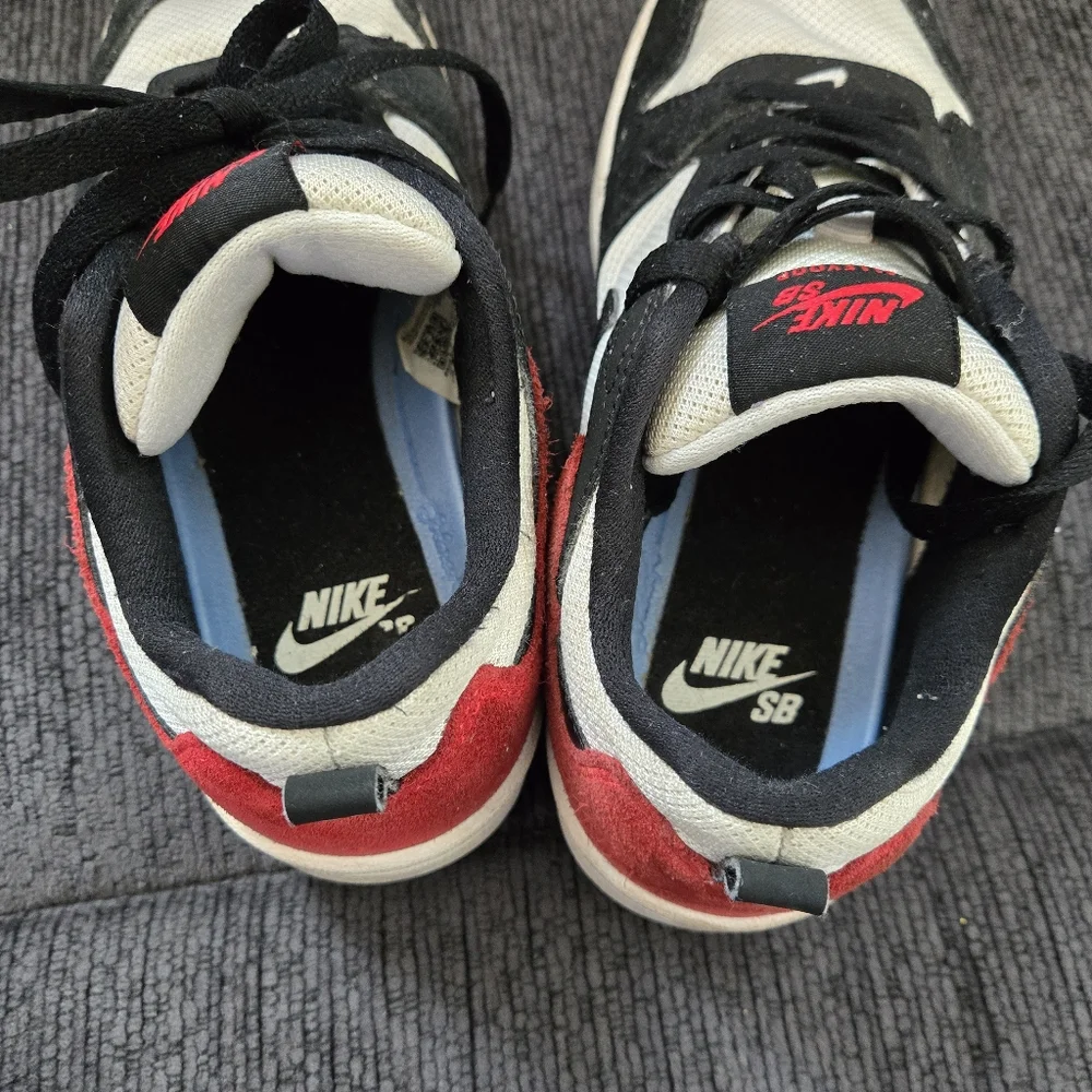 Nike SB Alleyoop Skate Shoes Red White Black Kids - Picture 14 of 16